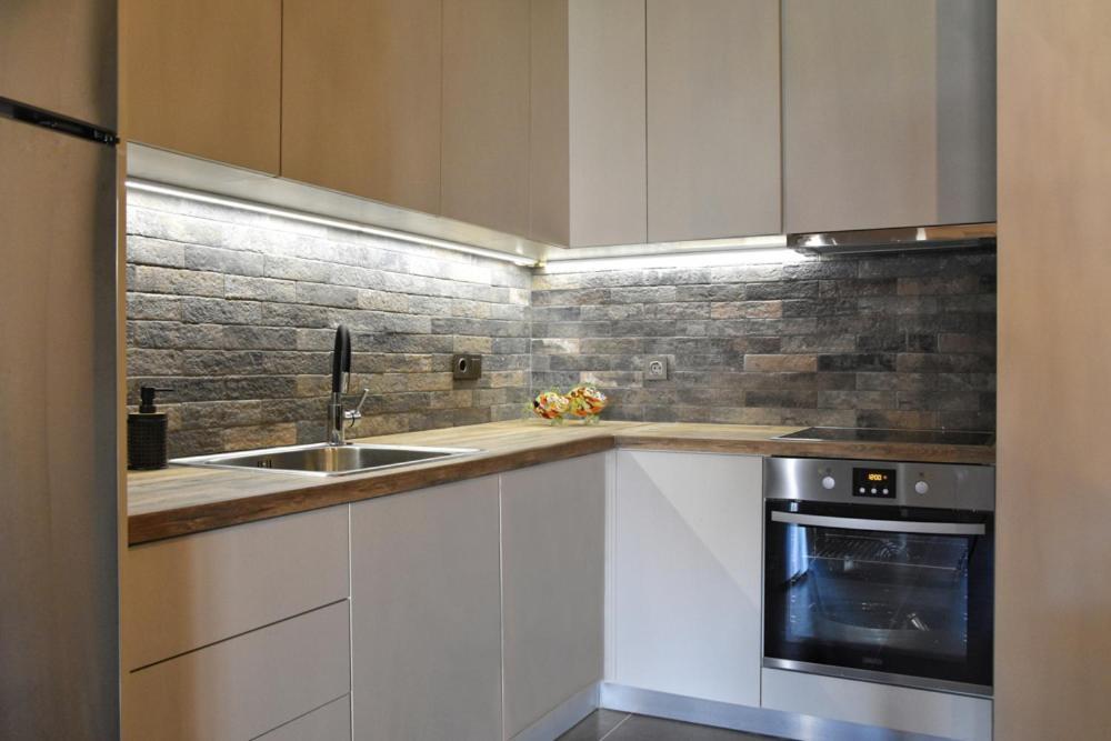Pepromeno Luxury Apartment In The City Center Καλαμάτα Εξωτερικό φωτογραφία